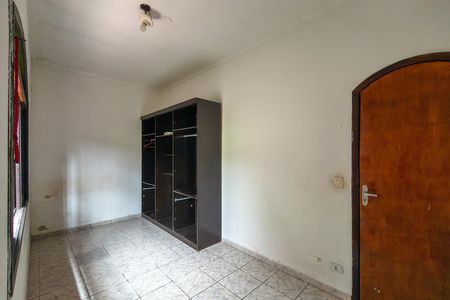 Casa para alugar com 80m², 2 quartos e 1 vagaQuarto