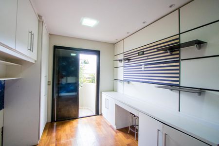 Apartamento para alugar com 127m², 3 quartos e 2 vagas Apartamento para alugar com 127m², 3 quartos e 2 vagasQuarto 2