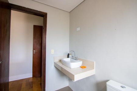 Apartamento para alugar com 127m², 3 quartos e 2 vagas Apartamento para alugar com 127m², 3 quartos e 2 vagasBanheiro do quarto 1