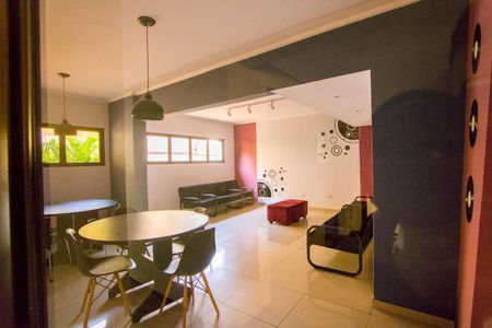 Apartamento para alugar com 127m², 3 quartos e 2 vagas Apartamento para alugar com 127m², 3 quartos e 2 vagasÁrea comum