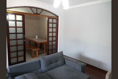 Casa à venda com 3 quartos, 180m² em Jardim Samara, São Paulo