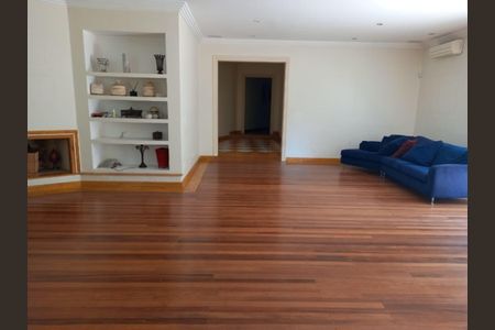 Casa à venda com 4 quartos, 557m² em Jardim Panorama, São Paulo