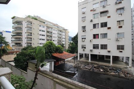 Sala - Vista de apartamento para alugar com 3 quartos, 87m² em Jacarepaguá, Rio de Janeiro