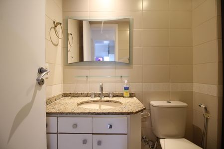 Apartamento para alugar com 87m², 3 quartos e 2 vagasBanheiro Social
