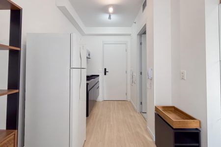 Cozinha de kitnet/studio para alugar com 1 quarto, 23m² em Paraíso, São Paulo