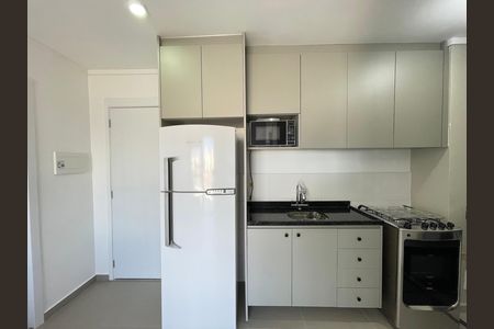 Apartamento para alugar com 37m², 2 quartos e sem vaga Apartamento para alugar com 37m², 2 quartos e sem vagaCozinha e Área de Serviço