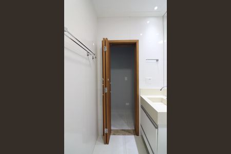 Casa para alugar com 109m², 2 quartos e sem vagaBanheiro Social