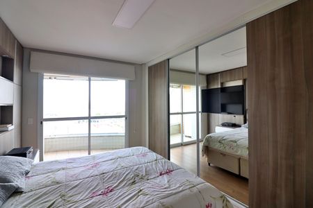 Apartamento à venda com 150m², 3 quartos e 4 vagasSuíte 1