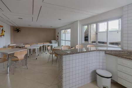 Apartamento à venda com 150m², 3 quartos e 4 vagas Apartamento à venda com 150m², 3 quartos e 4 vagasÁrea comum - Salão de festas