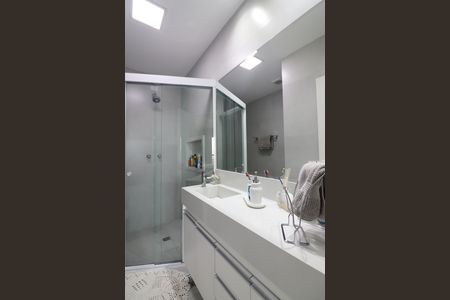Apartamento à venda com 150m², 3 quartos e 4 vagasSuíte 1 Banheiro 
