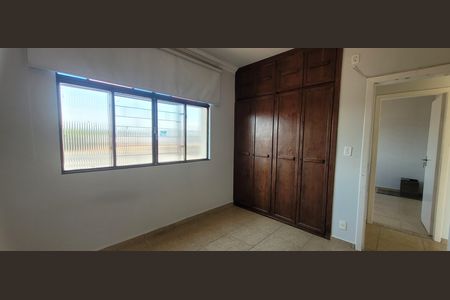 Apartamento para alugar com 116m², 3 quartos e 1 vagaquarto 3