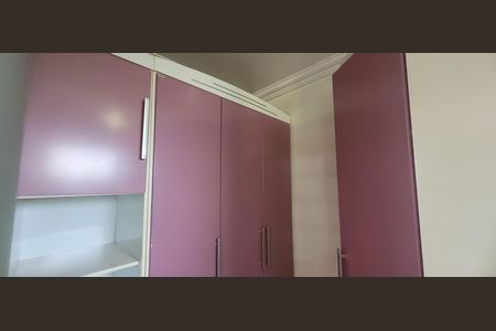 closet suite 1  de apartamento para alugar com 3 quartos, 116m² em Filadélfia, Betim