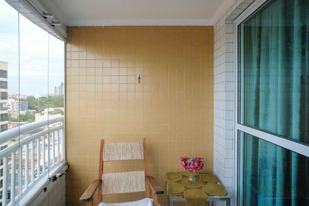 Apartamento à venda com 85m², 3 quartos e 2 vagasVaranda