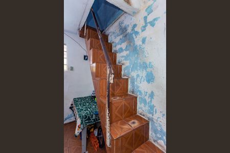 Casa para alugar com 2m², 3 quartos e sem vagaEscada