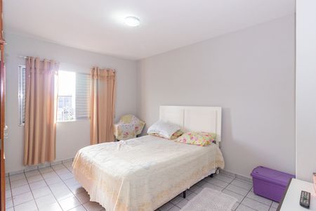 Casa à venda com 101m², 3 quartos e 2 vagas Casa à venda com 101m², 3 quartos e 2 vagasQuarto 1