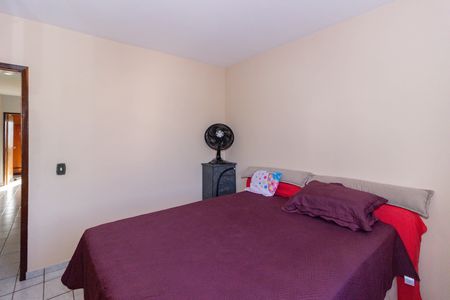 Casa à venda com 101m², 3 quartos e 2 vagas Casa à venda com 101m², 3 quartos e 2 vagasQuarto 3