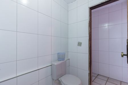 Casa à venda com 101m², 3 quartos e 2 vagas Casa à venda com 101m², 3 quartos e 2 vagasBanheiro Externo
