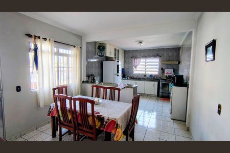 Cozinha de casa à venda com 3 quartos, 101m² em Brasilândia, São Paulo