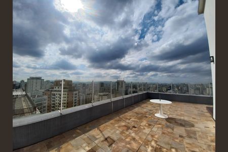 Apartamento à venda com 209m², 3 quartos e 1 vaga Apartamento à venda com 209m², 3 quartos e 1 vagaCobertura-Solário