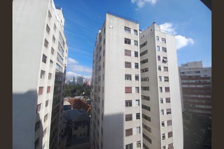 Apartamento à venda com 209m², 3 quartos e 1 vaga Apartamento à venda com 209m², 3 quartos e 1 vagaVista do Quarto 2