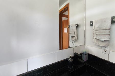 Apartamento à venda com 45m², 2 quartos e 2 vagas Apartamento à venda com 45m², 2 quartos e 2 vagasBanheiro