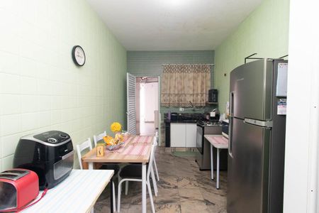 Cozinha de casa para alugar com 3 quartos, 236m² em Tremembé, São Paulo