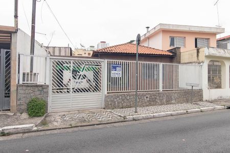 Casa para alugar com 236m², 3 quartos e 2 vagas Casa para alugar com 236m², 3 quartos e 2 vagasFachada