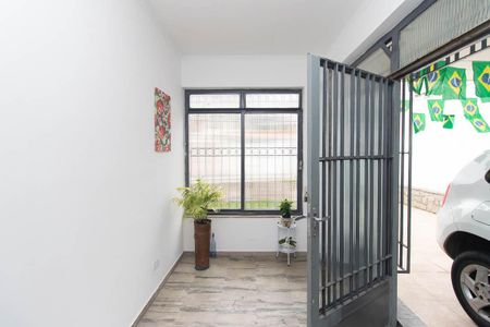 Casa para alugar com 236m², 3 quartos e 2 vagas Casa para alugar com 236m², 3 quartos e 2 vagasHall de entrada