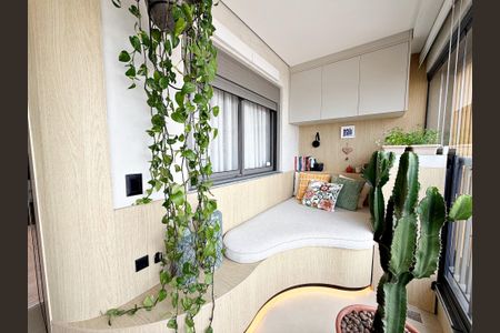 Apartamento à venda com 72m², 2 quartos e 1 vaga