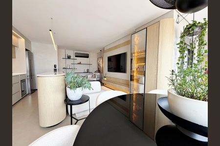 Apartamento à venda com 72m², 2 quartos e 1 vaga
