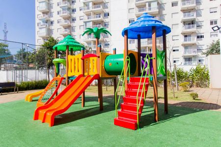 Apartamento à venda com 52m², 2 quartos e 1 vaga Apartamento à venda com 52m², 2 quartos e 1 vagaÁrea Comum - Playground
