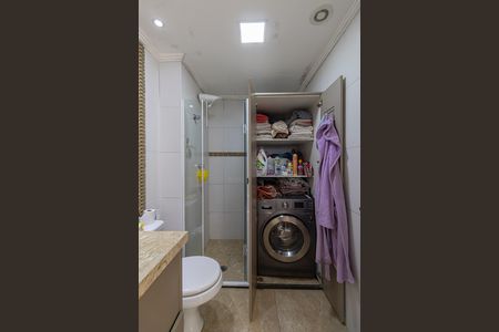 Apartamento à venda com 52m², 2 quartos e 1 vaga Apartamento à venda com 52m², 2 quartos e 1 vagaBanheiro