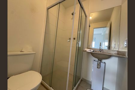 Banheiro de kitnet/studio para alugar com 1 quarto, 37m² em Presidente Altino, Osasco