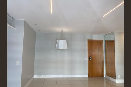Apartamento para alugar com 100m², 2 quartos e 1 vaga Apartamento para alugar com 100m², 2 quartos e 1 vagaSala