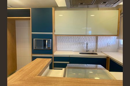 Apartamento para alugar com 100m², 2 quartos e 1 vaga Apartamento para alugar com 100m², 2 quartos e 1 vagaSala