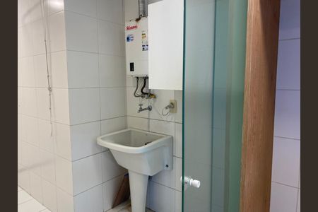 Apartamento para alugar com 100m², 2 quartos e 1 vaga Apartamento para alugar com 100m², 2 quartos e 1 vagaÁrea de serviço