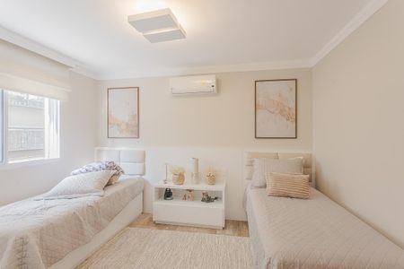 Apartamento à venda com 220m², 3 quartos e 2 vagas Apartamento à venda com 220m², 3 quartos e 2 vagasSuíte 1