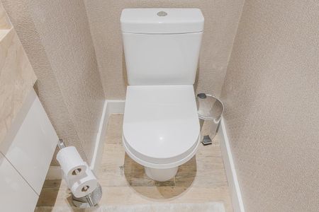 Apartamento à venda com 220m², 3 quartos e 2 vagas Apartamento à venda com 220m², 3 quartos e 2 vagasLavabo