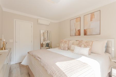 Apartamento à venda com 220m², 3 quartos e 2 vagas Apartamento à venda com 220m², 3 quartos e 2 vagasSuíte 3