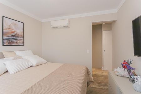 Apartamento à venda com 220m², 3 quartos e 2 vagas Apartamento à venda com 220m², 3 quartos e 2 vagasSuíte 2