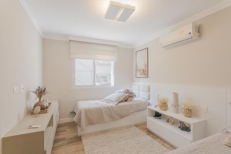 Apartamento à venda com 220m², 3 quartos e 2 vagas Apartamento à venda com 220m², 3 quartos e 2 vagasSuíte 1