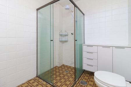 Apartamento à venda com 104m², 3 quartos e 1 vaga Apartamento à venda com 104m², 3 quartos e 1 vagaBanheiro