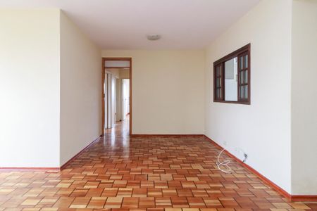 Apartamento à venda com 104m², 3 quartos e 1 vaga Apartamento à venda com 104m², 3 quartos e 1 vagaSala