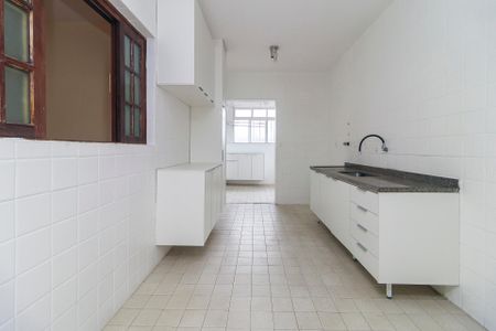 Apartamento à venda com 104m², 3 quartos e 1 vaga Apartamento à venda com 104m², 3 quartos e 1 vagaCozinha