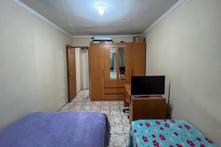 Quarto 2 de casa à venda com 2 quartos, 42m² em Vila Heliopolis, São Paulo