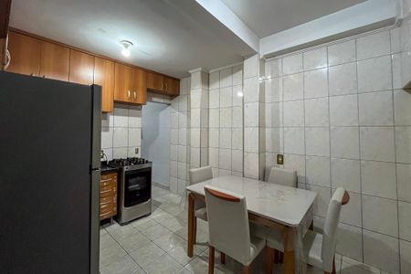 Casa à venda com 42m², 2 quartos e 1 vaga Casa à venda com 42m², 2 quartos e 1 vagaCozinha