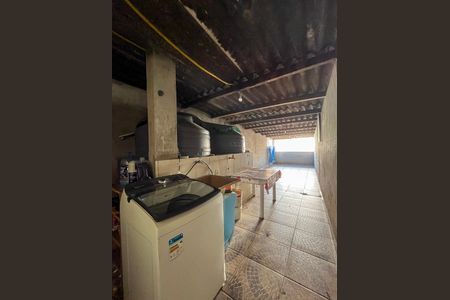 Casa à venda com 42m², 2 quartos e 1 vaga Casa à venda com 42m², 2 quartos e 1 vagaÁrea de Serviço