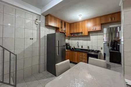 Casa à venda com 42m², 2 quartos e 1 vaga Casa à venda com 42m², 2 quartos e 1 vagaCozinha