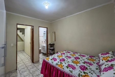 Casa à venda com 42m², 2 quartos e 1 vaga Casa à venda com 42m², 2 quartos e 1 vagaQuarto 1