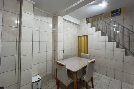 Casa à venda com 42m², 2 quartos e 1 vaga Casa à venda com 42m², 2 quartos e 1 vagaCozinha